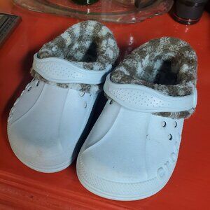 Toddler Sherpa Lined Crocs Baby Blue Size 10